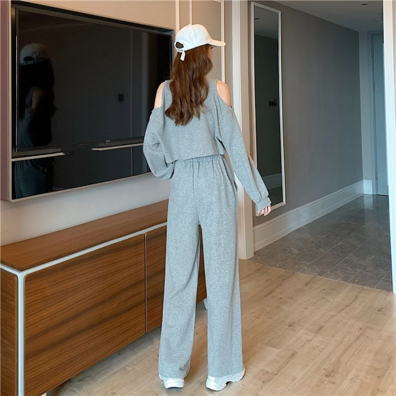 【Set】長袖Tシャツ+ワイドレッグパンツのセットアップ W13987