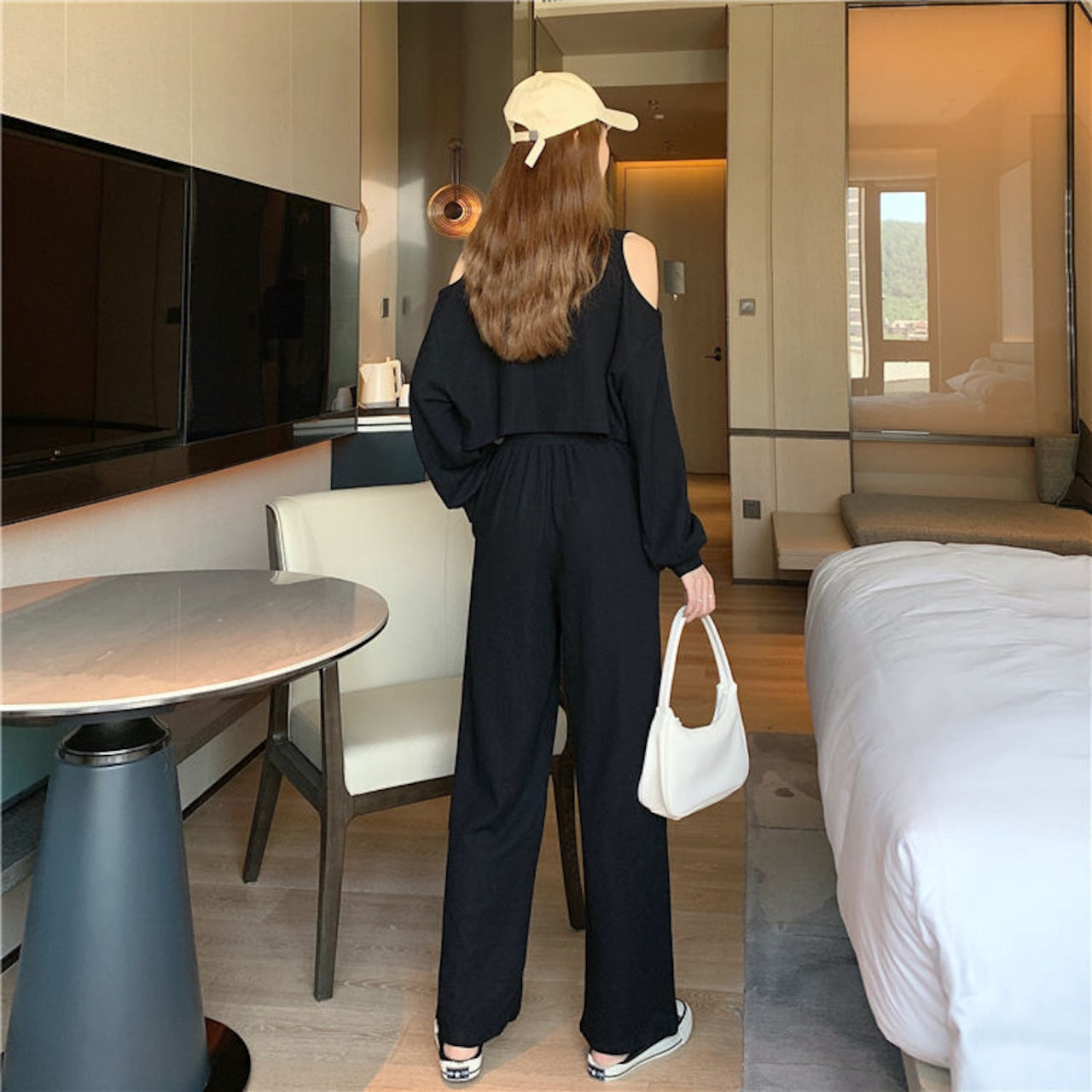 【Set】長袖Tシャツ+ワイドレッグパンツのセットアップ W13987