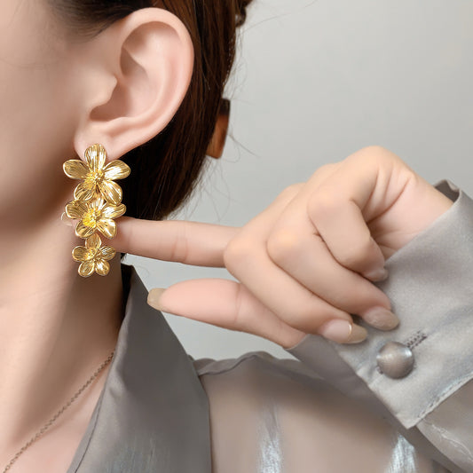 【雑貨】花柄デザインピアス T0764