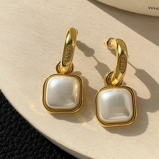 【雑貨】パールデザインピアス T0766