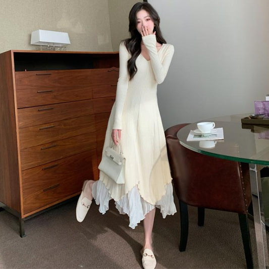 【Dress】2色展開～大人可愛いイレギュラー人気フリル付き春秋マキシ丈ニットワンピース  Z-4461
