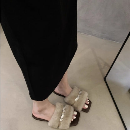 【Shoes】合わせやすいファースリッパ　Z8042