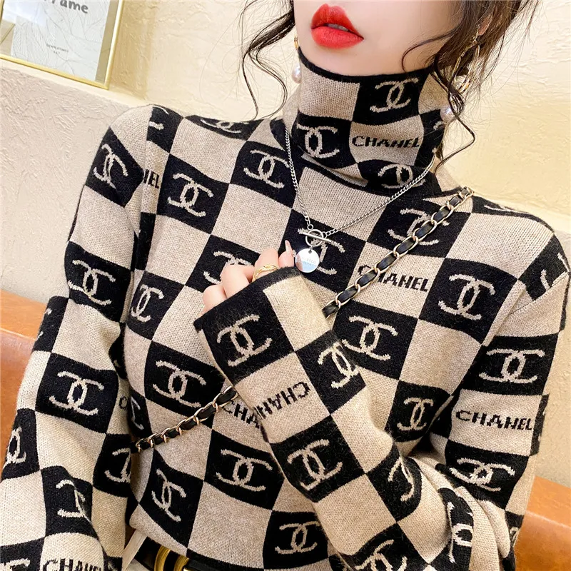 【Tops】ハイネック防寒対策ニット　Z8239