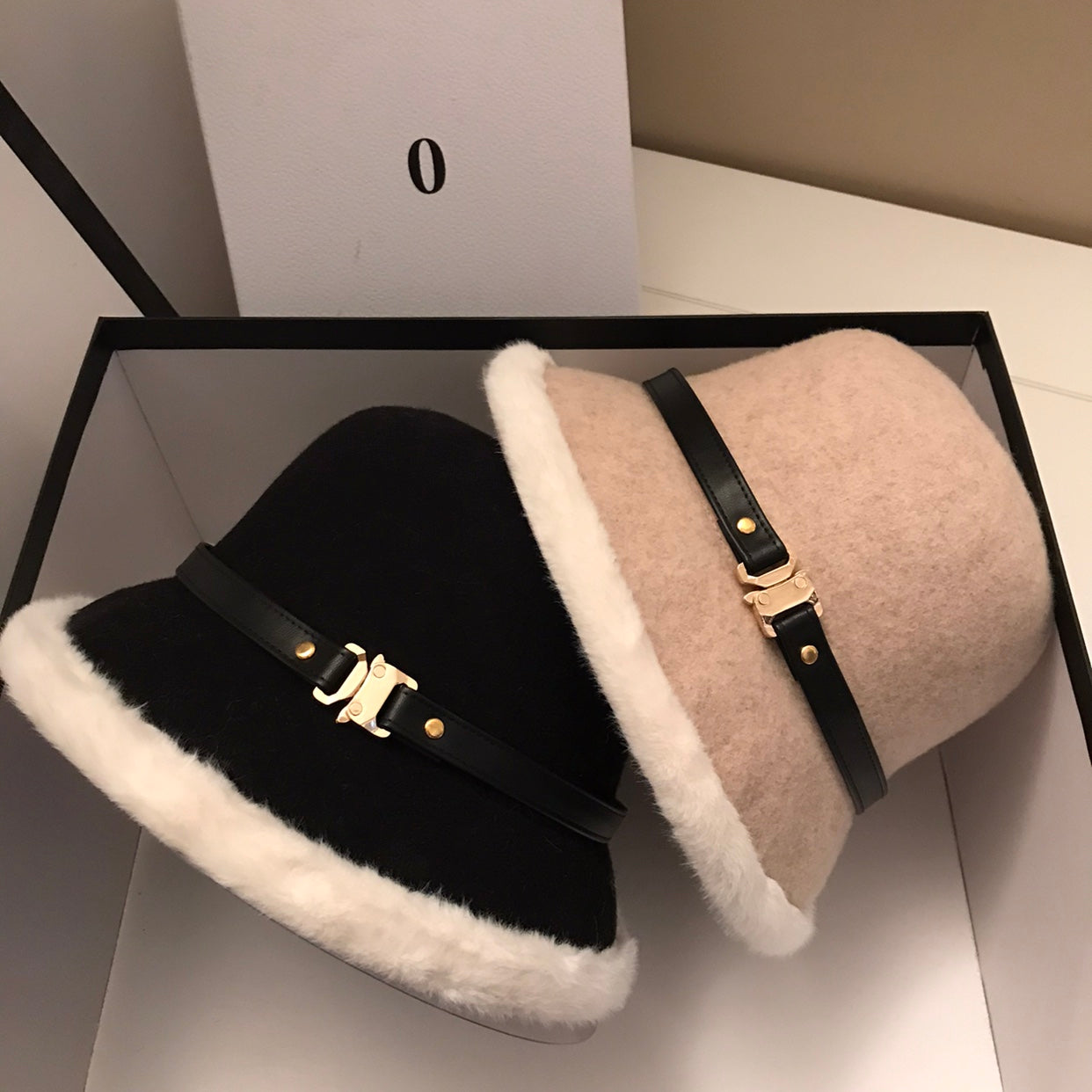 【雑貨】小顔効果ラムウール帽子 　Ｗ14561