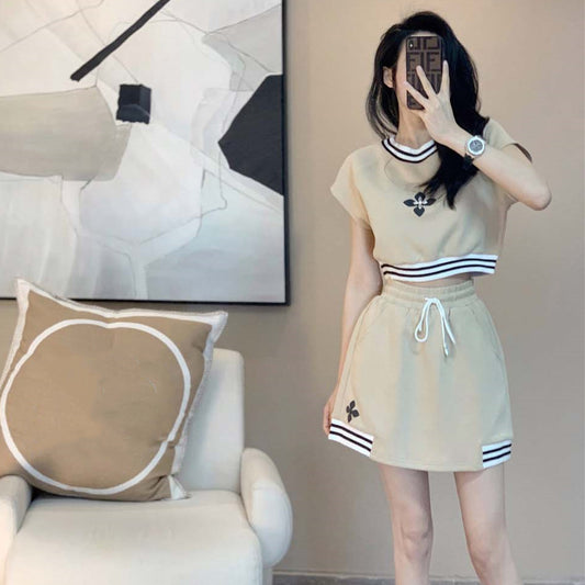 【Set】2点セット　Ｔシャツ +スカート 　W12463