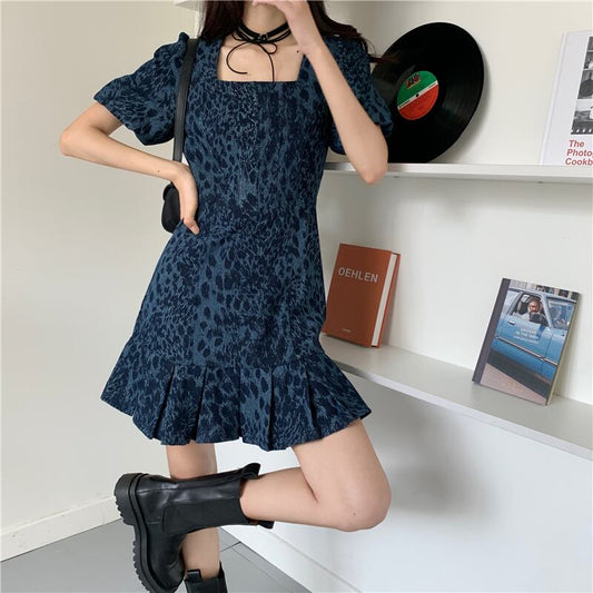 【dress】美人度アップ韓国系スウィート森ガールスクエアネックデニムワンピース