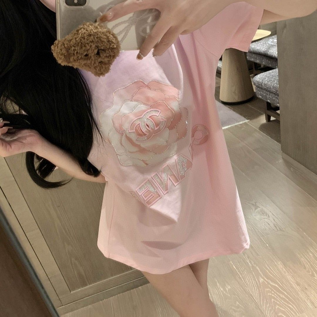 【Tops】キラキラ花柄Tシャツ T01625