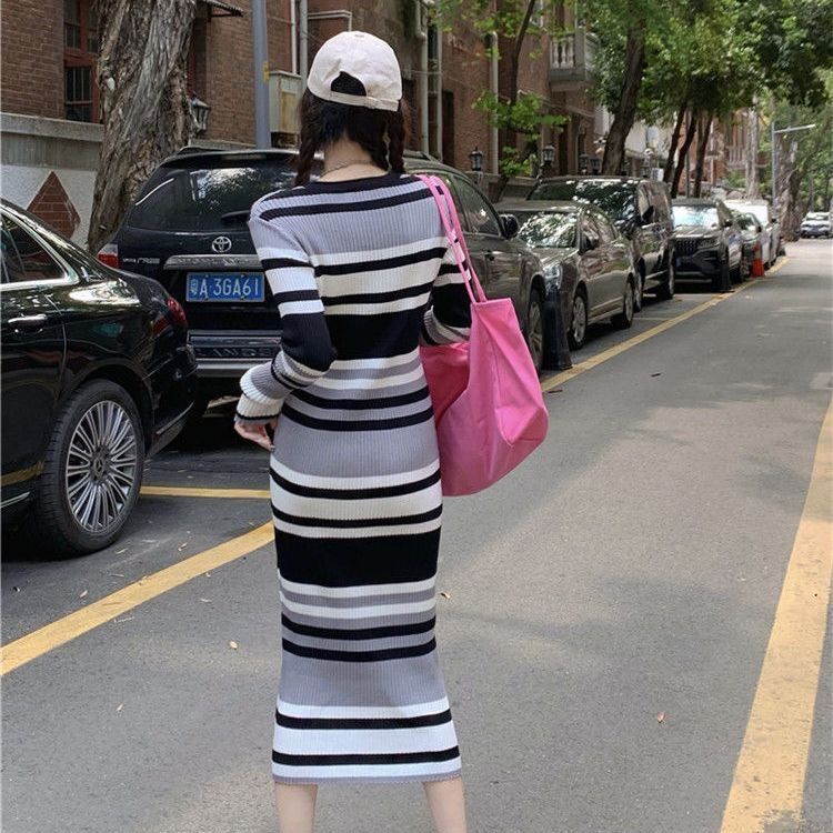 【Dress】ボーダー柄ニットワンピース　W14278