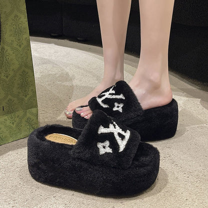 【Shoes】厚底ファースリッパ    W14429