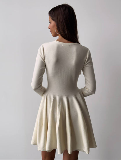 【Dress】可愛いニットワンピース　W13230