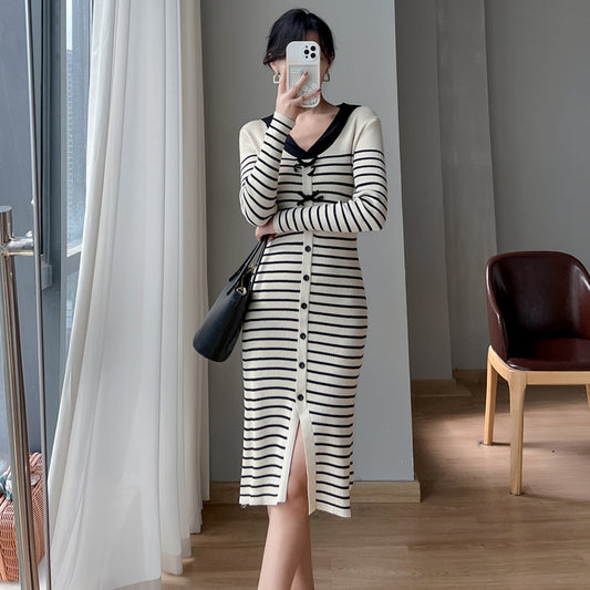 【Dress】ボーダー柄ネイビーカラーニットワンピース　W8032