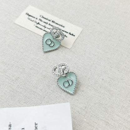 【雑貨】♡ジルコニア アルファベットピアス T01809