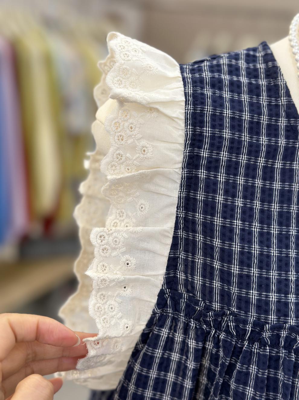 【Tops】チェック柄フリルブラウス T01834