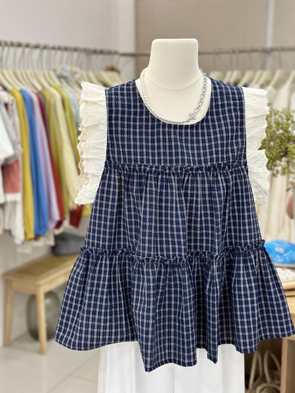 【Tops】チェック柄フリルブラウス T01834