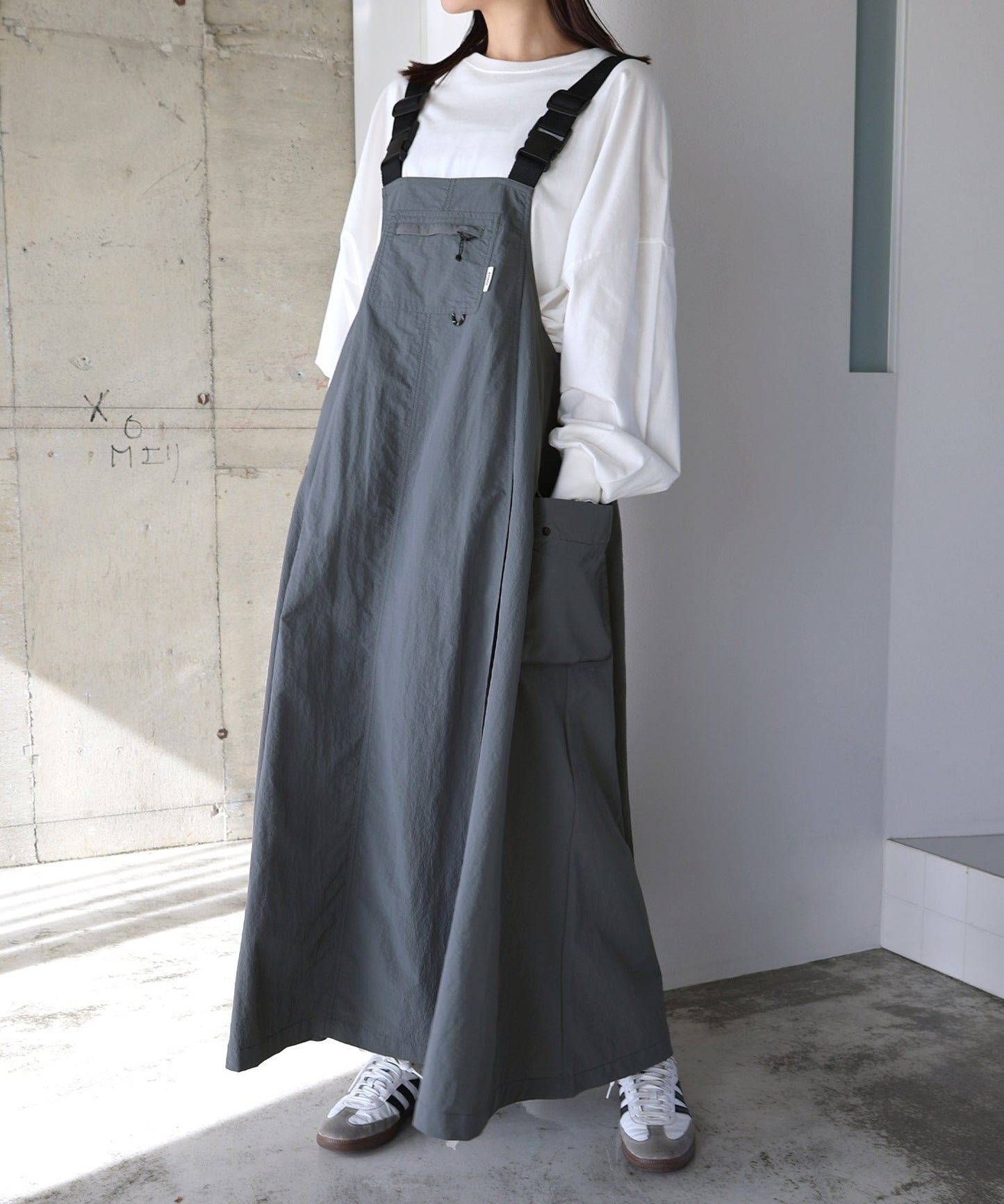 【Dress】デザイナーサスペンダードレス T01688