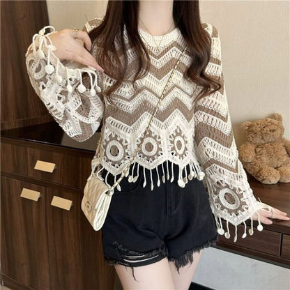 【Tops】透かし彫りタッセルニット　Z7717