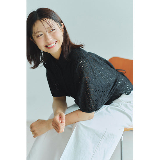 【Tops】キャミソール付き透かし彫りトップス T01686