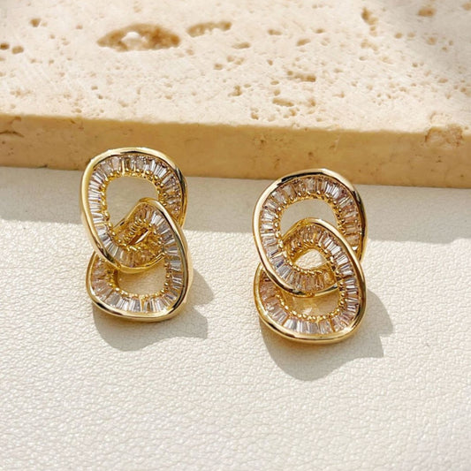 【雑貨】【高輝度】ジルコニアシンプルピアス T01750
