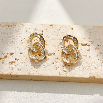 【雑貨】【高輝度】ジルコニアシンプルピアス T01750