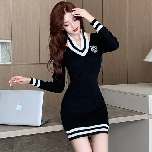 【Dress】透かし彫りニットワンピース    W10006