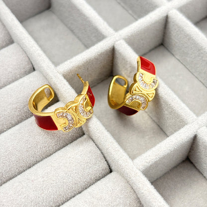 【雑貨】英字柄ピアス T01275