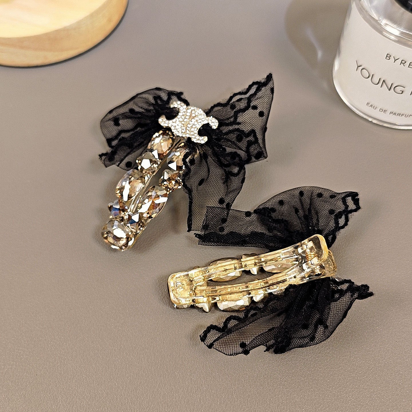 【雑貨】キラキラレースリボンのヘアクリップ T01838