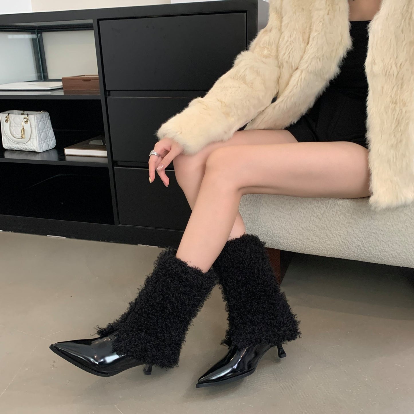 【Shoes】フェミニン人気ハイブーツ　Z8338