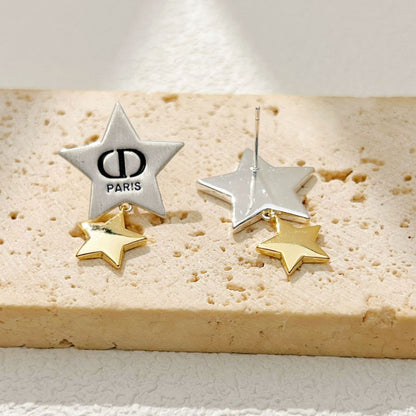 【雑貨】モードな星形ピアス T01719