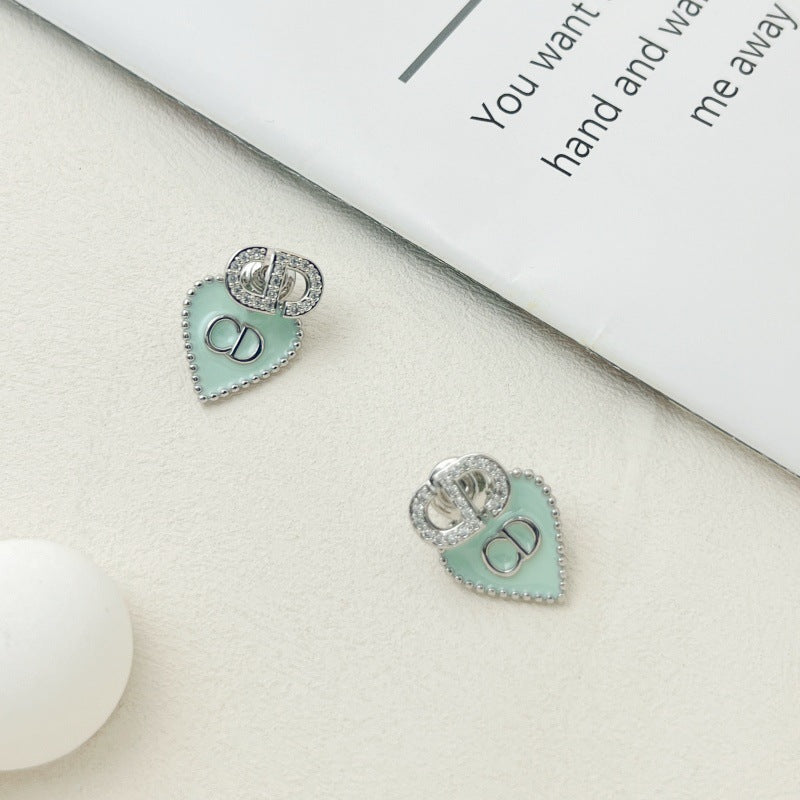 【雑貨】♡ジルコニア アルファベットピアス T01809