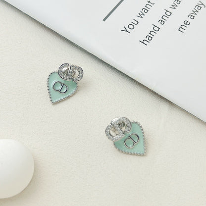【雑貨】♡ジルコニア アルファベットピアス T01809
