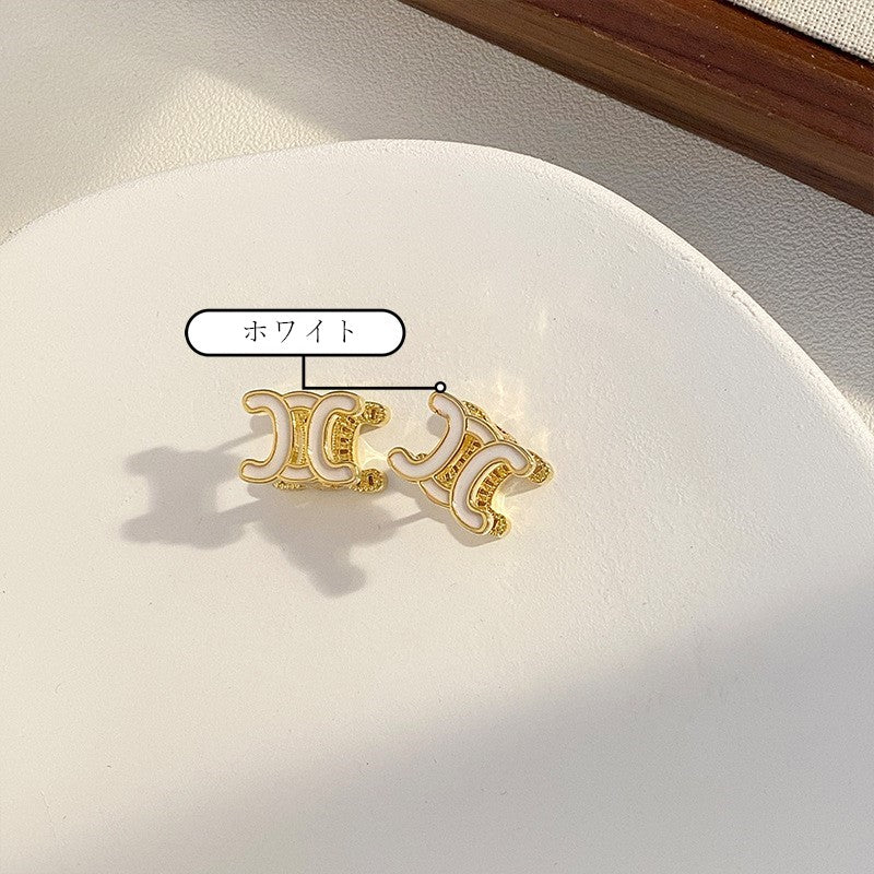 【雑貨】4色小顔効果ピアス　Z8394