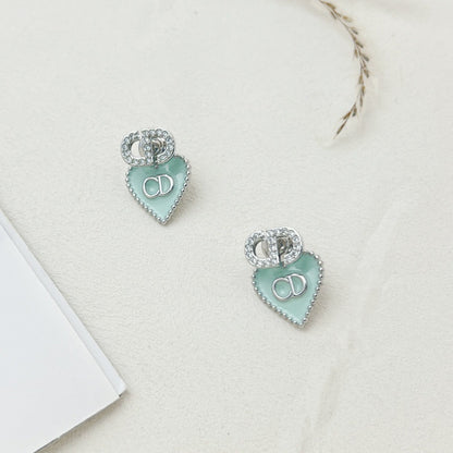 【雑貨】♡ジルコニア アルファベットピアス T01809