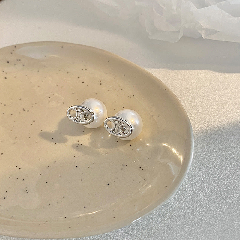 【雑貨】パールピアス3色　Z8186