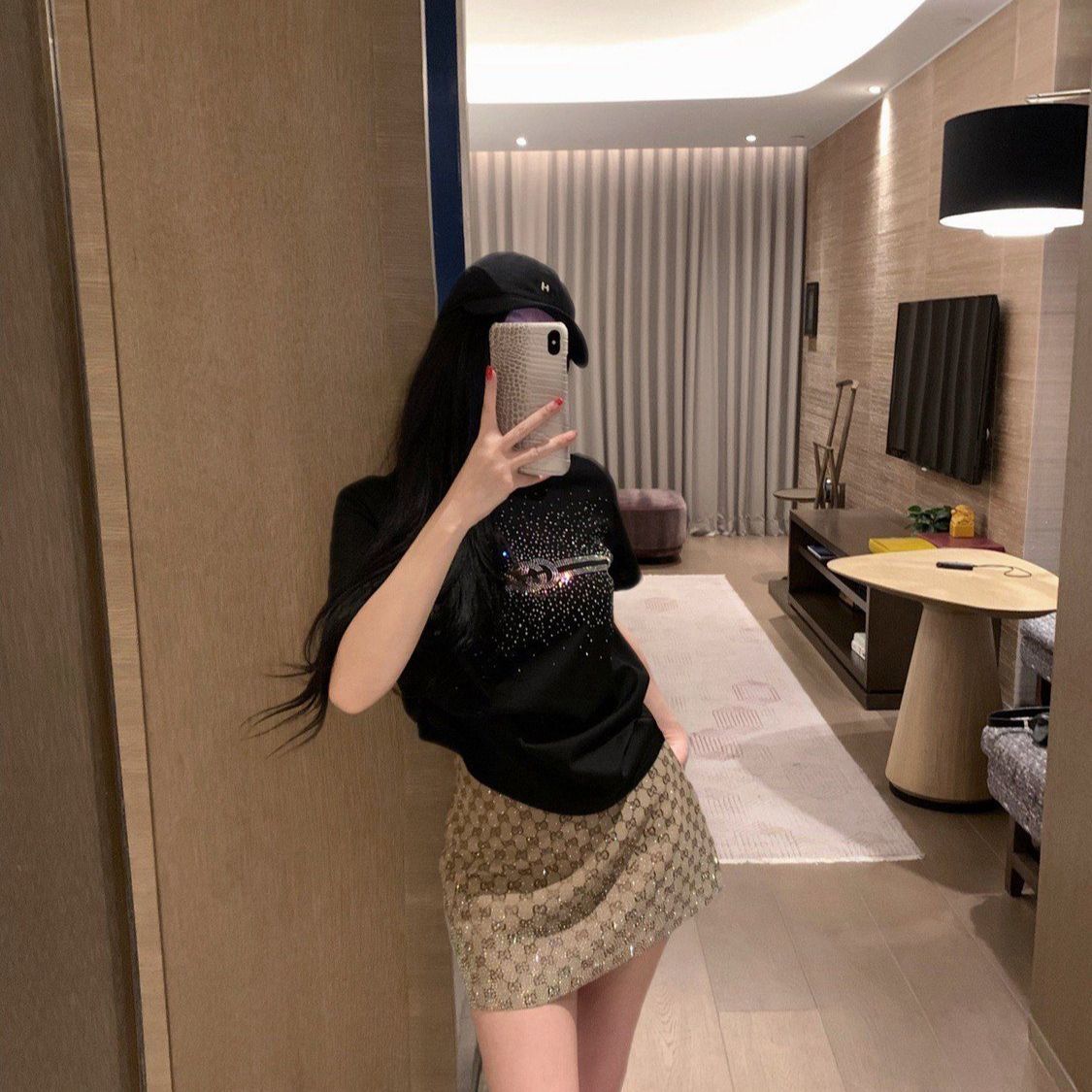 【Tops】キラキラ輝くパーティーTシャツ T01782