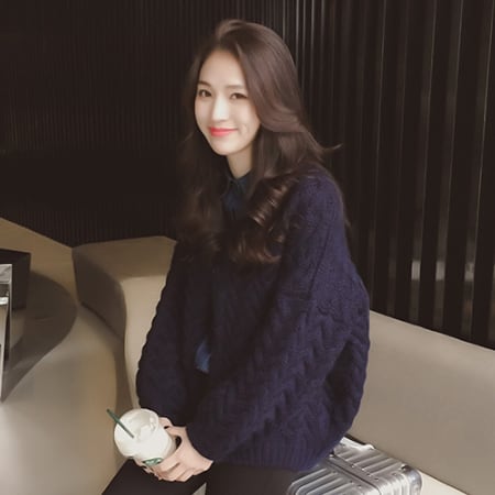 【outer】目立つ！フェミニンニットカーディガン4色合わせやすい