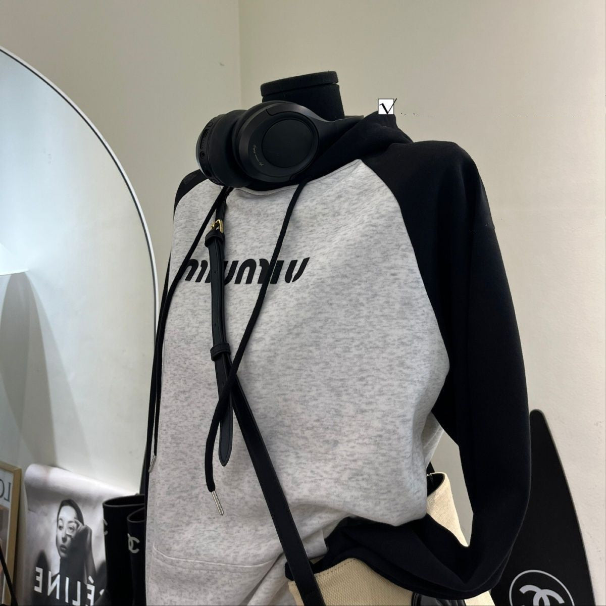 【Tops】配色フーディー　Ｗ14705