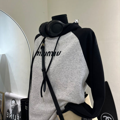 【Tops】配色フーディー　Ｗ14705