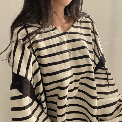【Tops】人気フーディーパーカー T01261